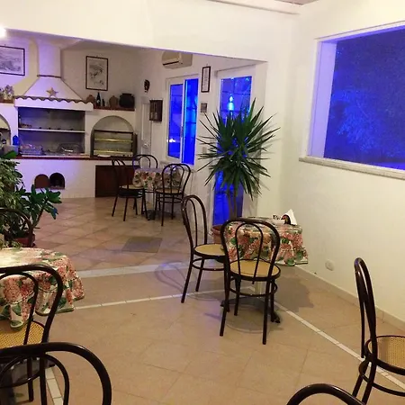 Mediterraneo Bed & Breakfast-3